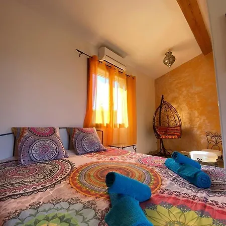 B&B La Bastide Des Selves 드라기냥