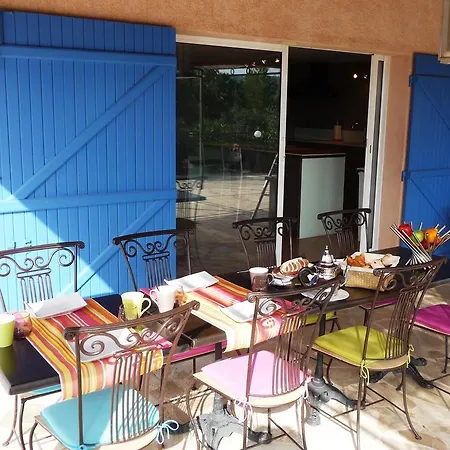 La Bastide Des Selves B&B 드라기냥